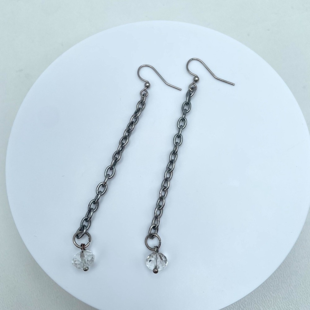 Classic Silver-Tone Oval Chain Faceted Glass Beads Dangle French Hook Earrings